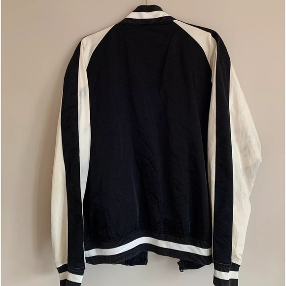 *NEW* NIKE NSW Bomber Varsity Jacket Size L (retails $200) - Picture 9 of 9